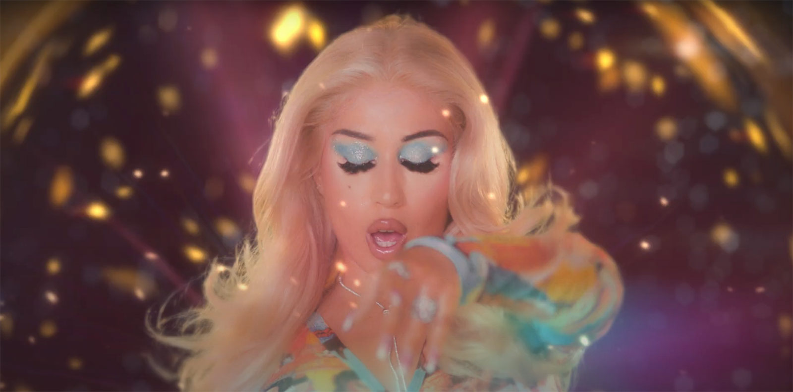 Kali Uchis Jhay Cortez English Metal Magazine